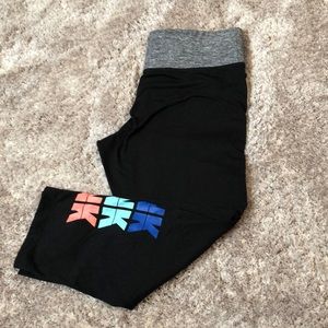 Women’s PINK Victoria’s Secret Leggings Cropped